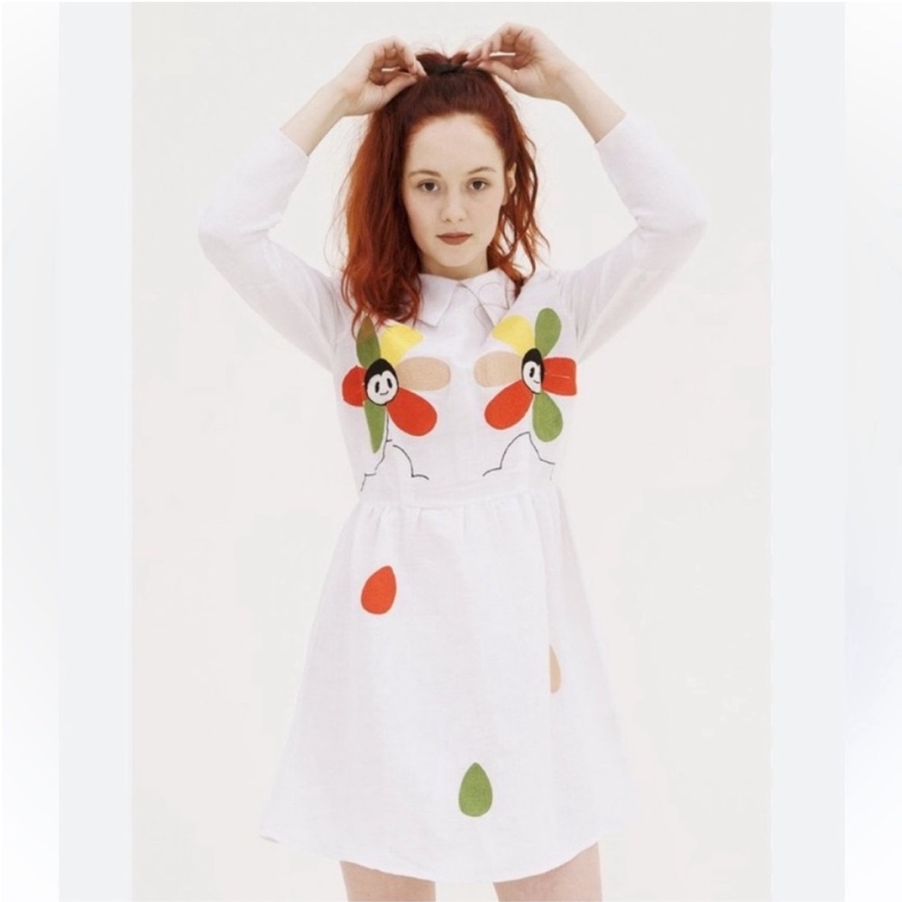 Hannah Kristina Metz Florence Dress Embroidered Happy Face flowers Retro Size 4